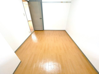 【子供部屋】 | ハイエスト5Ｂ棟　202 | 北西　洋室５．９帖
