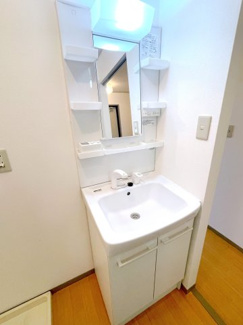 【洗面所】 | ハイエスト5Ｂ棟　202 | 嬉しい独立洗面台♪