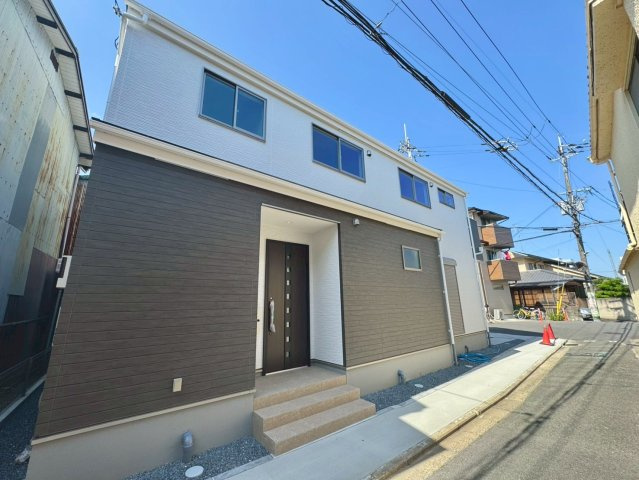 右京区太秦安井辰巳町のおうちの外観