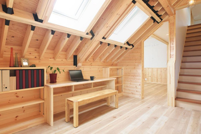 【内装】 | 天童市芳賀タウン南【モデルハウス】 | 2階ホールは10帖以上ございます。