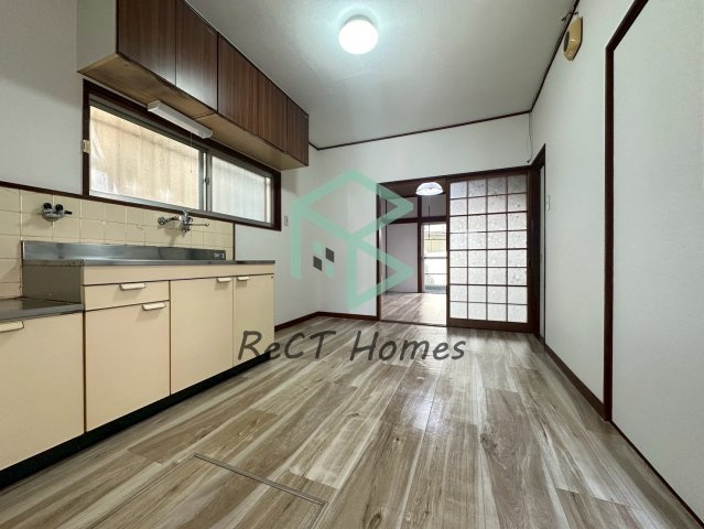 加古川市野口町北野の一戸建ての居間・リビング