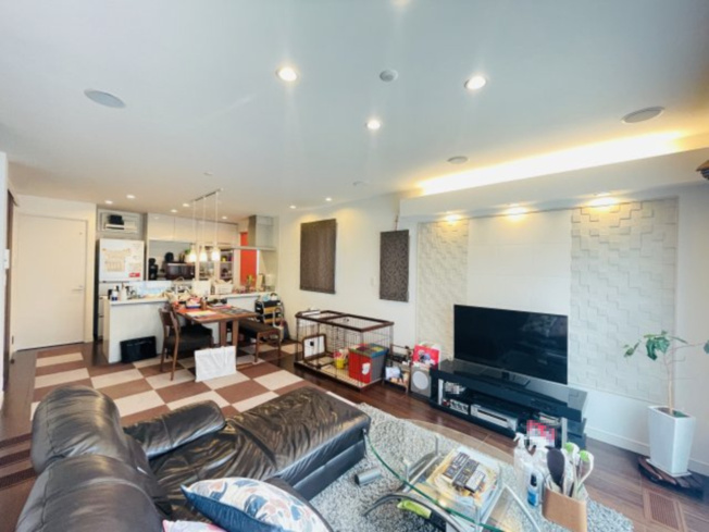 【居間・リビング】 | 本庄市児玉町児玉南　中古戸建