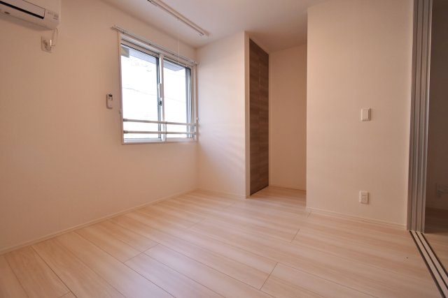 ヴェラアズールの洋室|洋室5.6帖