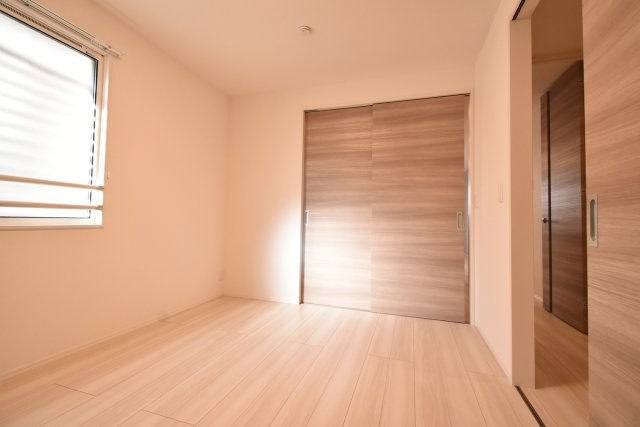 ヴェラアズールの寝室|洋室6.1帖