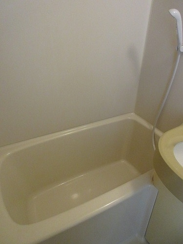 ライオンズマンション新大阪第５の浴室|3点ユニットバス（浴室）※前回募集時／２０２２年１０月の写真