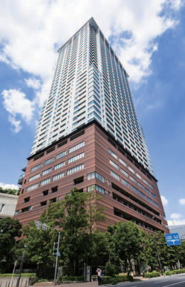 クロスエアタワー