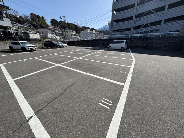 淀川町駐車場の外観
