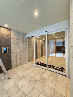 【エントランス】 | Sophia court鳳