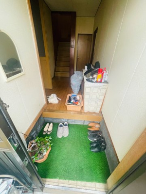 【玄関】 | 厚木市上依知　中古戸建