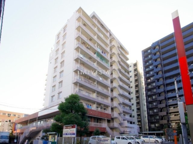 ストーク草加一番館の外観