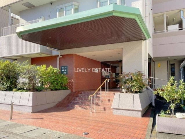 ストーク草加一番館のエントランス