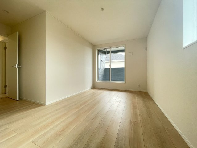 富士宮市万野原新田第29　新築戸建　全７棟　2号棟の洋室|現地写真