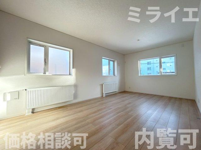 【新築戸建】札幌市厚別区もみじ台北6丁目10棟の居間・リビング|【仲介手数料無料】【価格相談可能】【内覧可能】です。