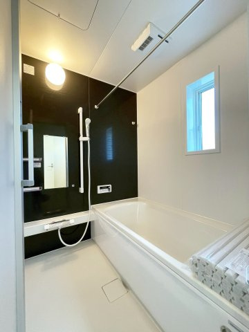 富士宮市万野原新田第29　新築戸建　全７棟　4号棟の玄関|現地撮影