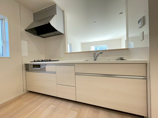 富士宮市万野原新田第29　新築戸建　全７棟　4号棟のキッチン|現地撮影