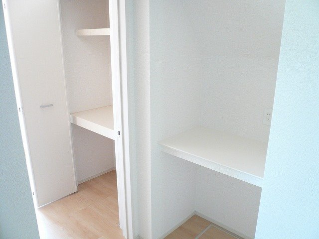 フロスティの収納