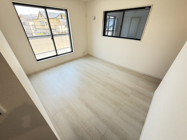 八田寺町1号棟の洋室