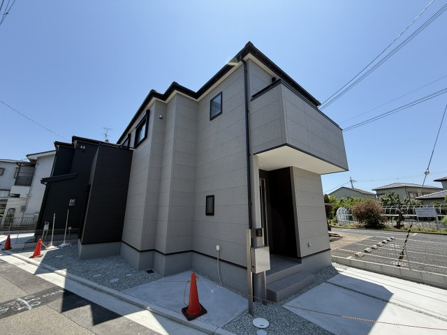 八田寺町1号棟の外観