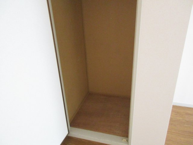 ヴィラ武蔵野の収納|参考写真です。別のお部屋の写真です。