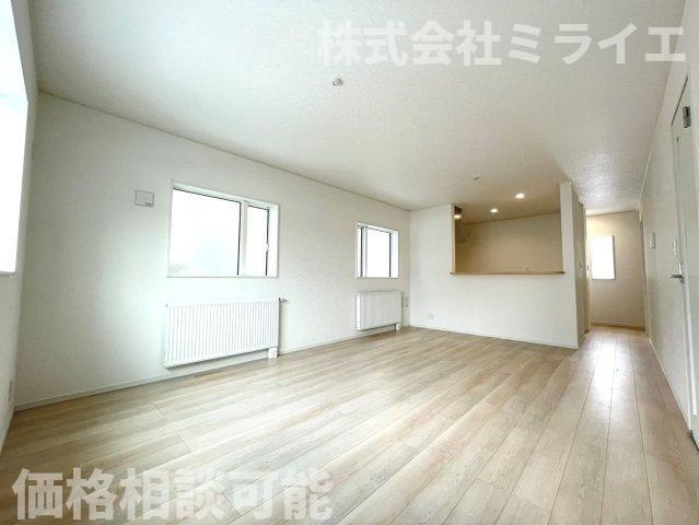 【新築戸建】札幌市厚別区もみじ台北6丁目10棟の居間・リビング|【仲介手数料無料】【価格相談可能】【内覧可能】です。