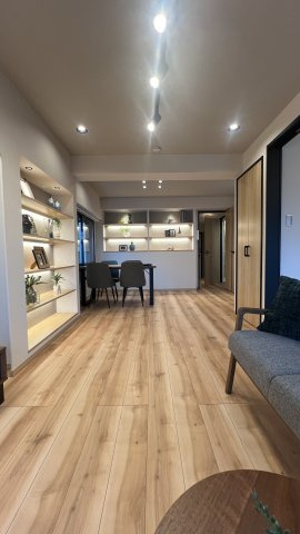 外見より中身重視派の方はどうぞ【扶桑ハイツ南太田】デザインリノベの居間・リビング