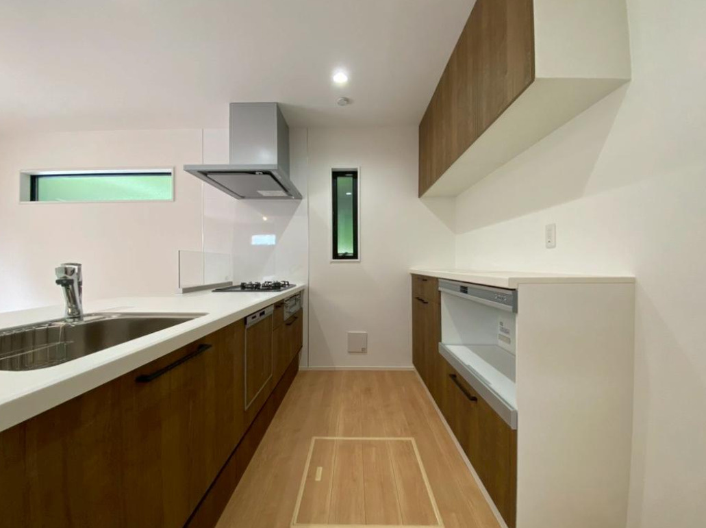 横浜市港北区大曾根台 新築戸建て【仲介手数料無料】カースペース3台