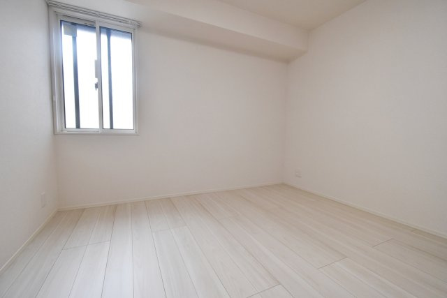 トリシア上甲子園の洋室