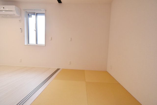 トリシア上甲子園の和室