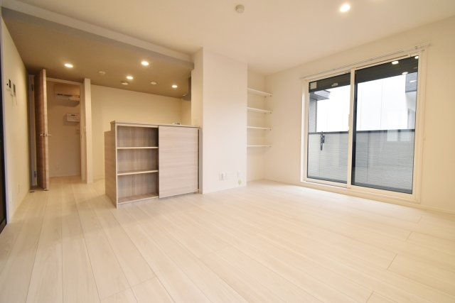 トリシア上甲子園の居間・リビング