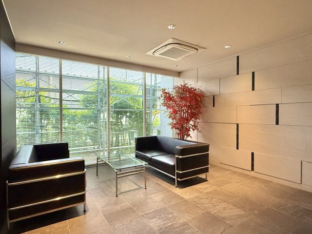 プレミスト八幡駅マスターズプレイス