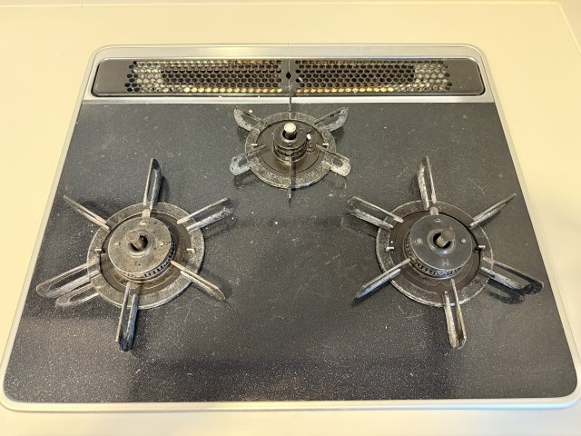 プレミスト八幡駅マスターズプレイスのその他|ガスコンロは３つ口！