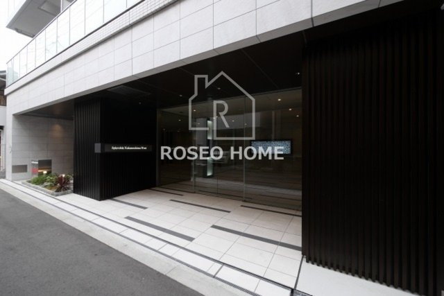 スプランディッド中之島WESTのエントランス