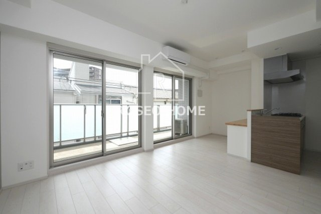 スプランディッド中之島WESTの居間・リビング|同マンション別部屋：参考写真