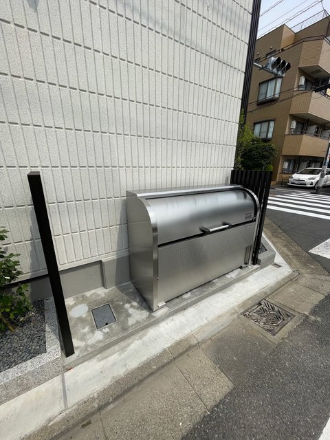 ザ・プレイス経堂のその他共用部分|ゴミストッカー