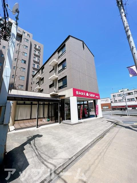 長縄マンションの外観