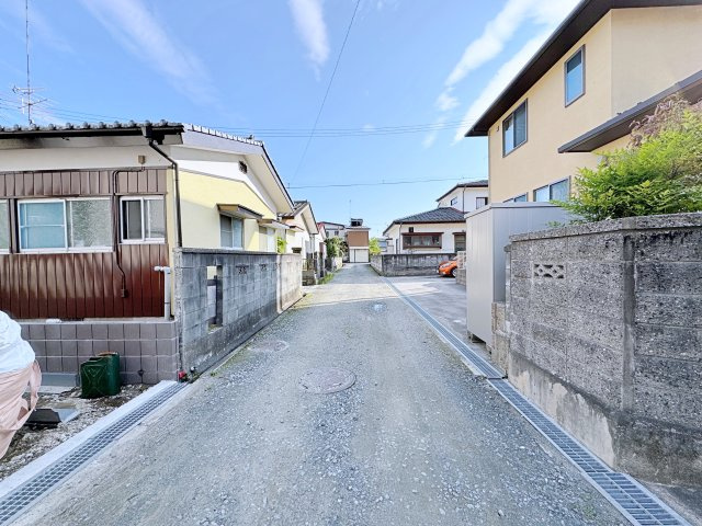 新築戸建・建売　いわき市小名浜岡小名2期　Livele Garden　全1棟の前面道路含む現地写真