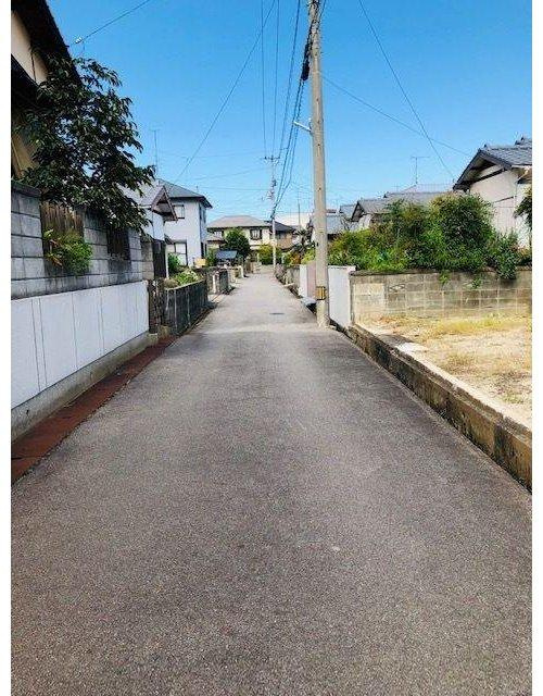 松神子４丁目　売土地の前面道路含む現地写真|前面道路含む現地写真