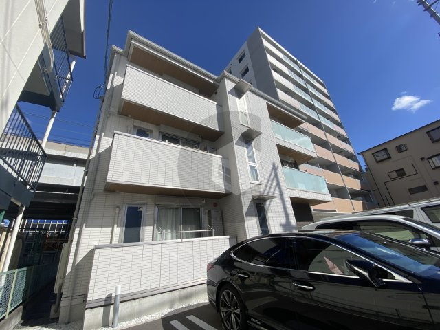 ラフィーネクローバーの外観