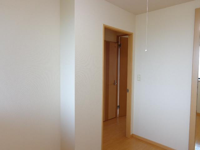 メゾンアイリスの内装|洋室