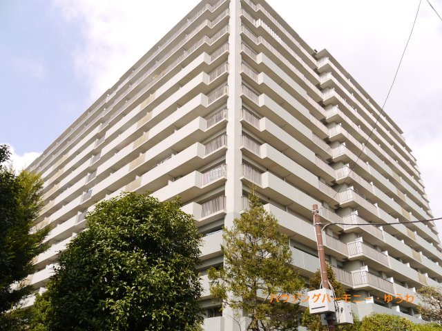 【外観】 | パーク・エステート上板橋 | RC造のしっかりした建物で、都会的な外観です。