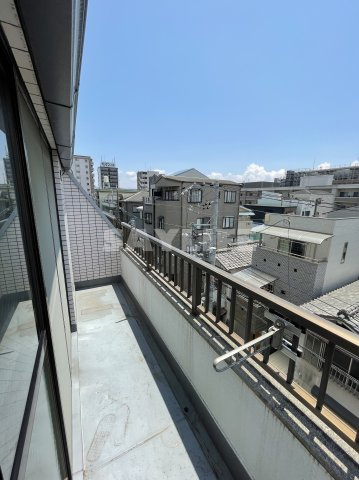 グランメールのバルコニー