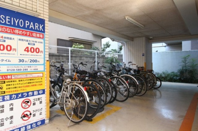 【駐車場】 | ヴェルト板橋イースト　※6/28退去 | 敷地内に自転車置き場があります(^^)/