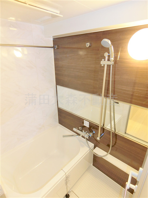 VER　FLAT(ベールフラット)の浴室|浴室乾燥機付き浴槽大きめなバスルーム