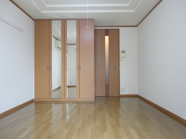 メゾン・弘西の内装|洋室