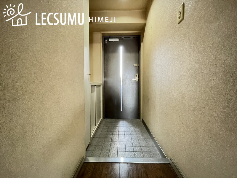 プレステージ姫路西飾磨の玄関