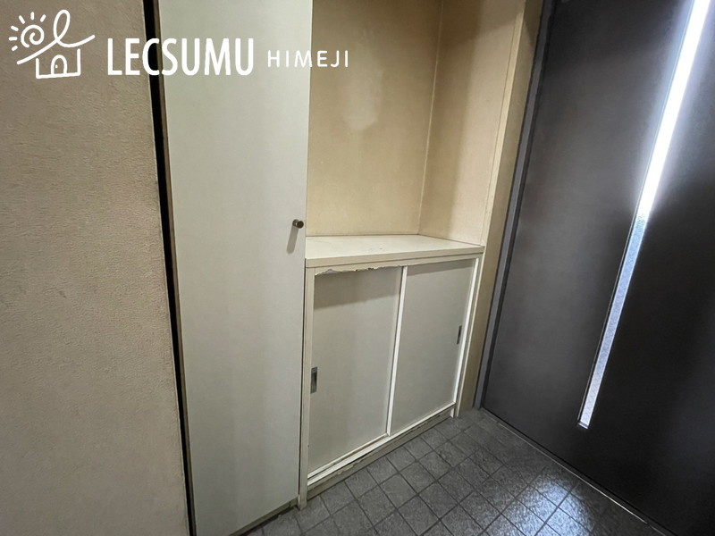 プレステージ姫路西飾磨の玄関