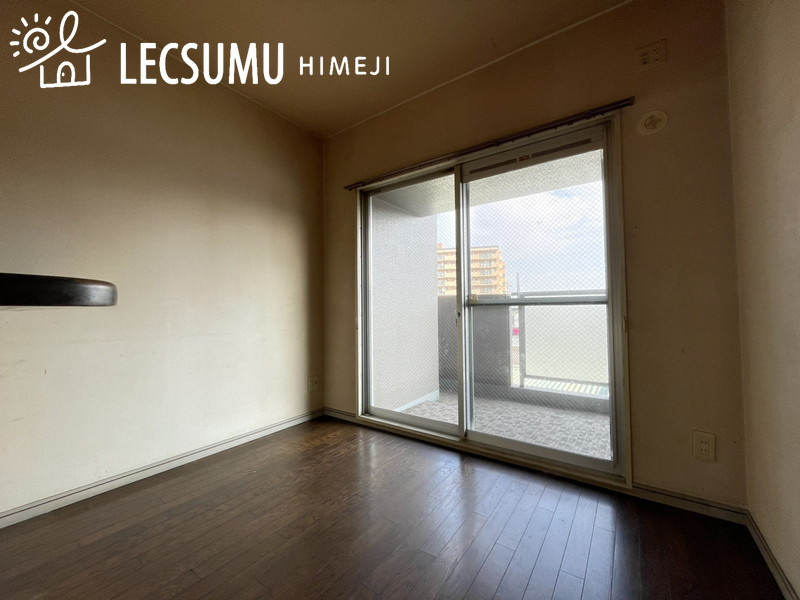 プレステージ姫路西飾磨の居間・リビング