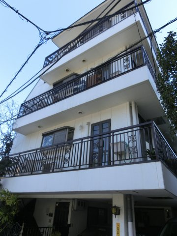 砂山ビルの外観