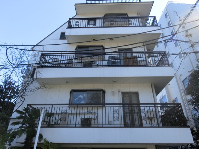 砂山ビルの外観