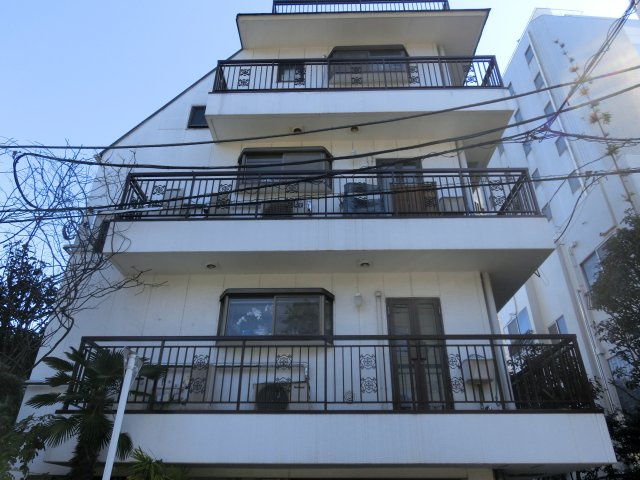 砂山ビルの外観